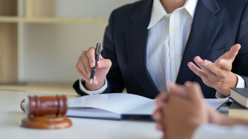Why Everyone Should Hire a Personal Injury Lawyer Today